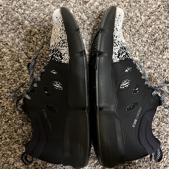 Salomon SOC 2 Women's Running Shoes - Picture 3 of 9